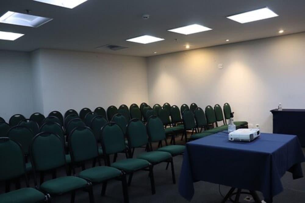 Hotel Express Vieiralves Manaos