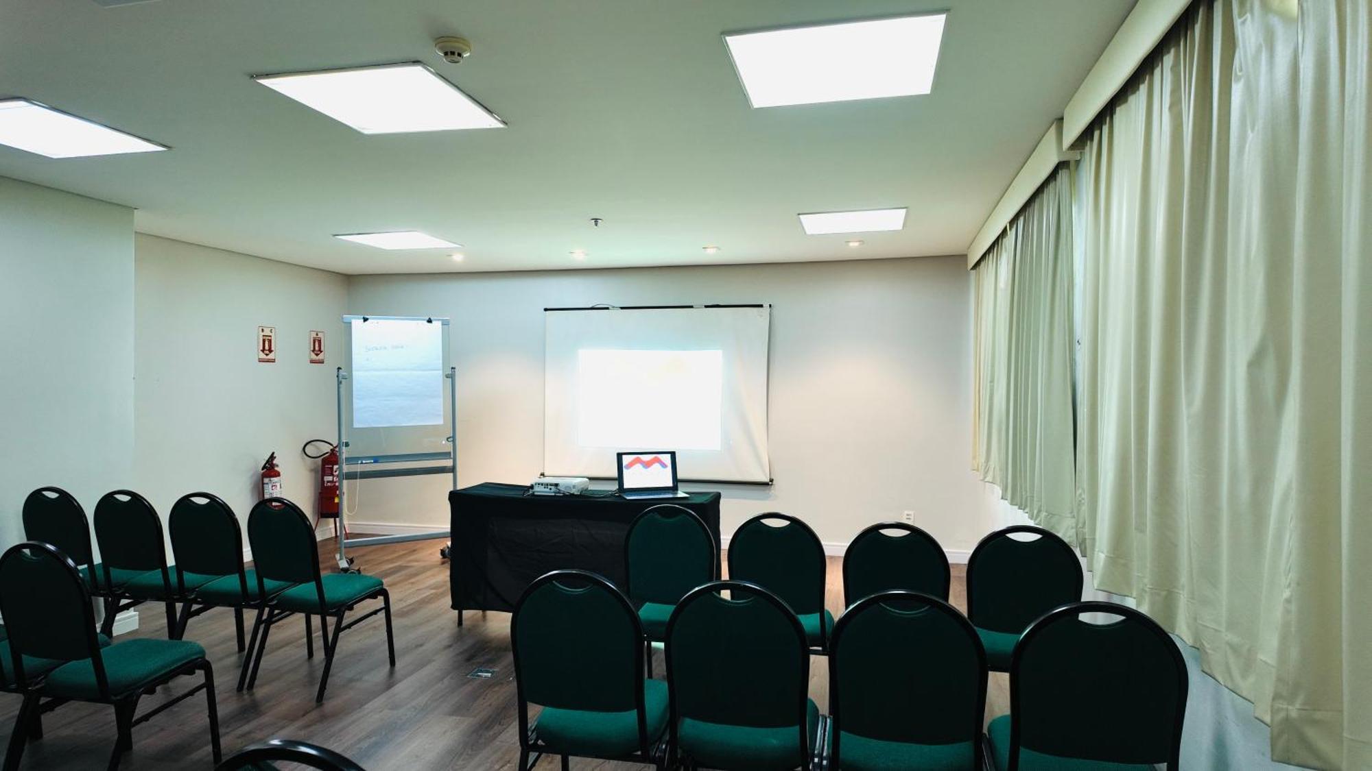 Express Vieiralves Hotel 3*