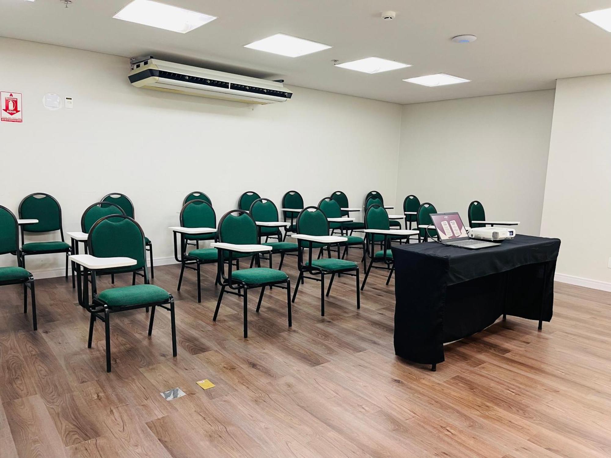 Hotel Express Vieiralves 3*